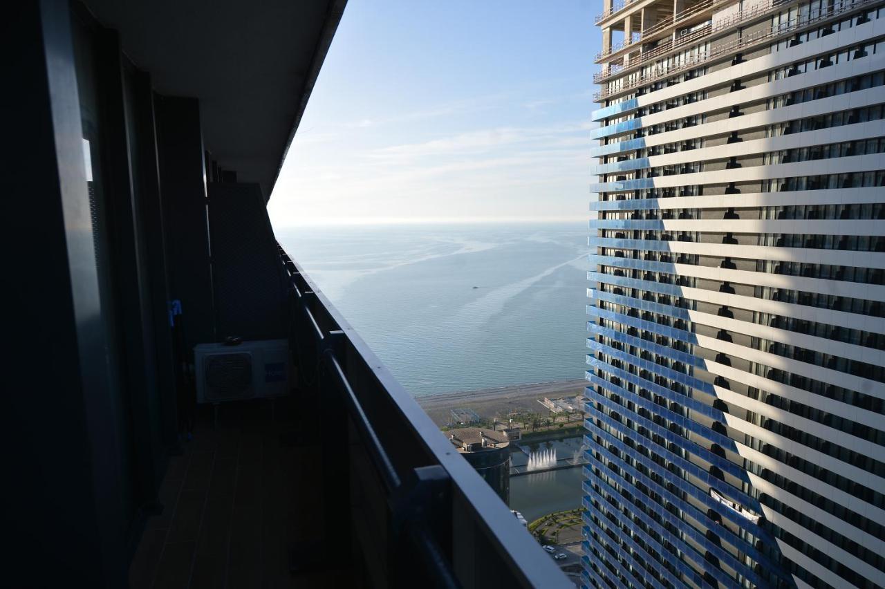 Orbi City Twins Tower Batumi Exteriér fotografie