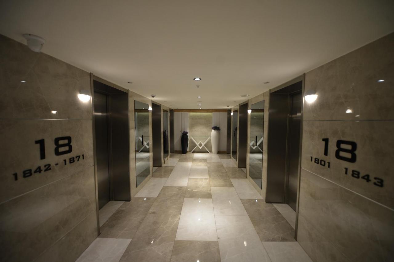 Orbi City Twins Tower Batumi Exteriér fotografie